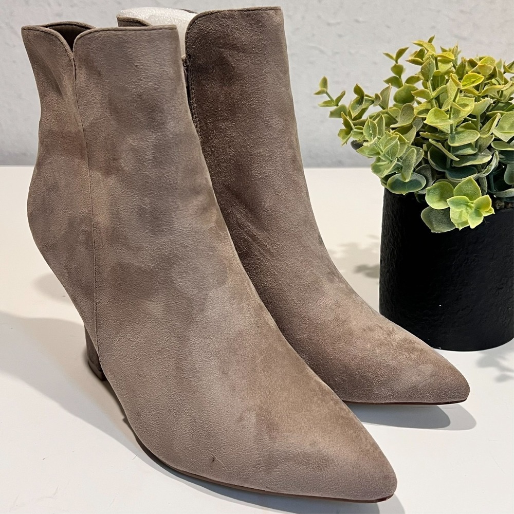 Shu Shop Vivienne Ankle Boots Women's 9 Taupe Pointed Toe Flared Heel Booties